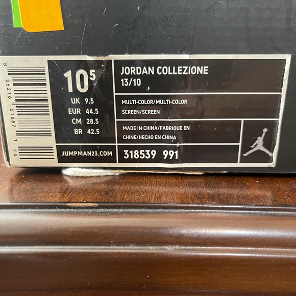 Air Jordan sneakers - Picture 10 of 10